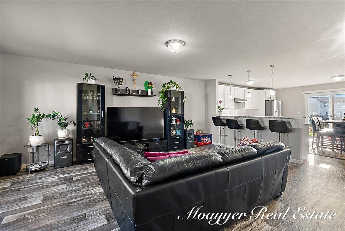 5764 Kiverton Ridge Drive Property Photo 6