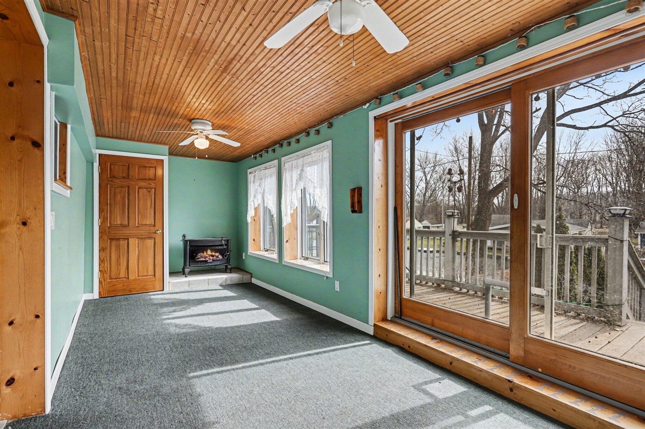 573 River Road Property Photo 14