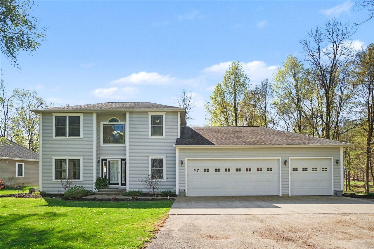 2516 Vanhorn Court Property Photo 1