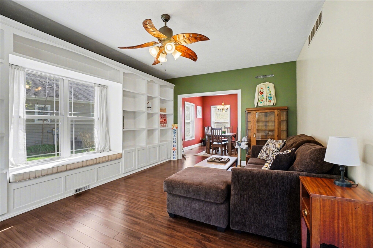 2516 Vanhorn Court Property Photo 11