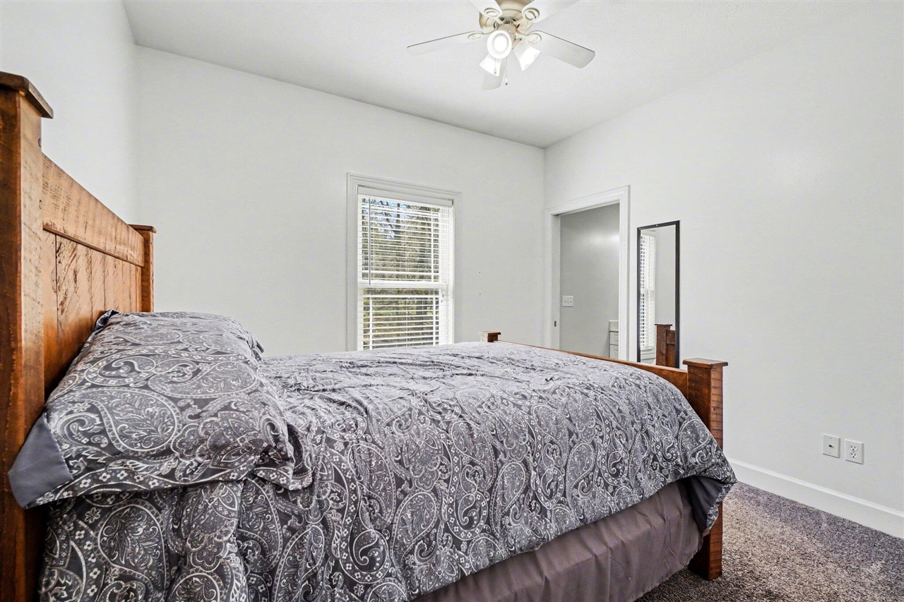 2516 Vanhorn Court Property Photo 12