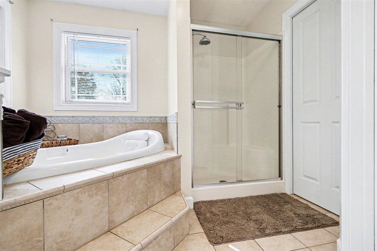 2516 Vanhorn Court Property Photo 16