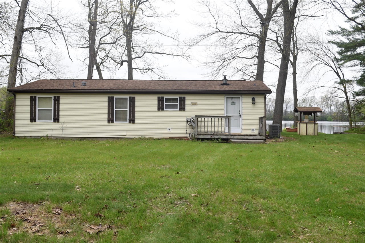12230 Riverside Drive Property Photo 1