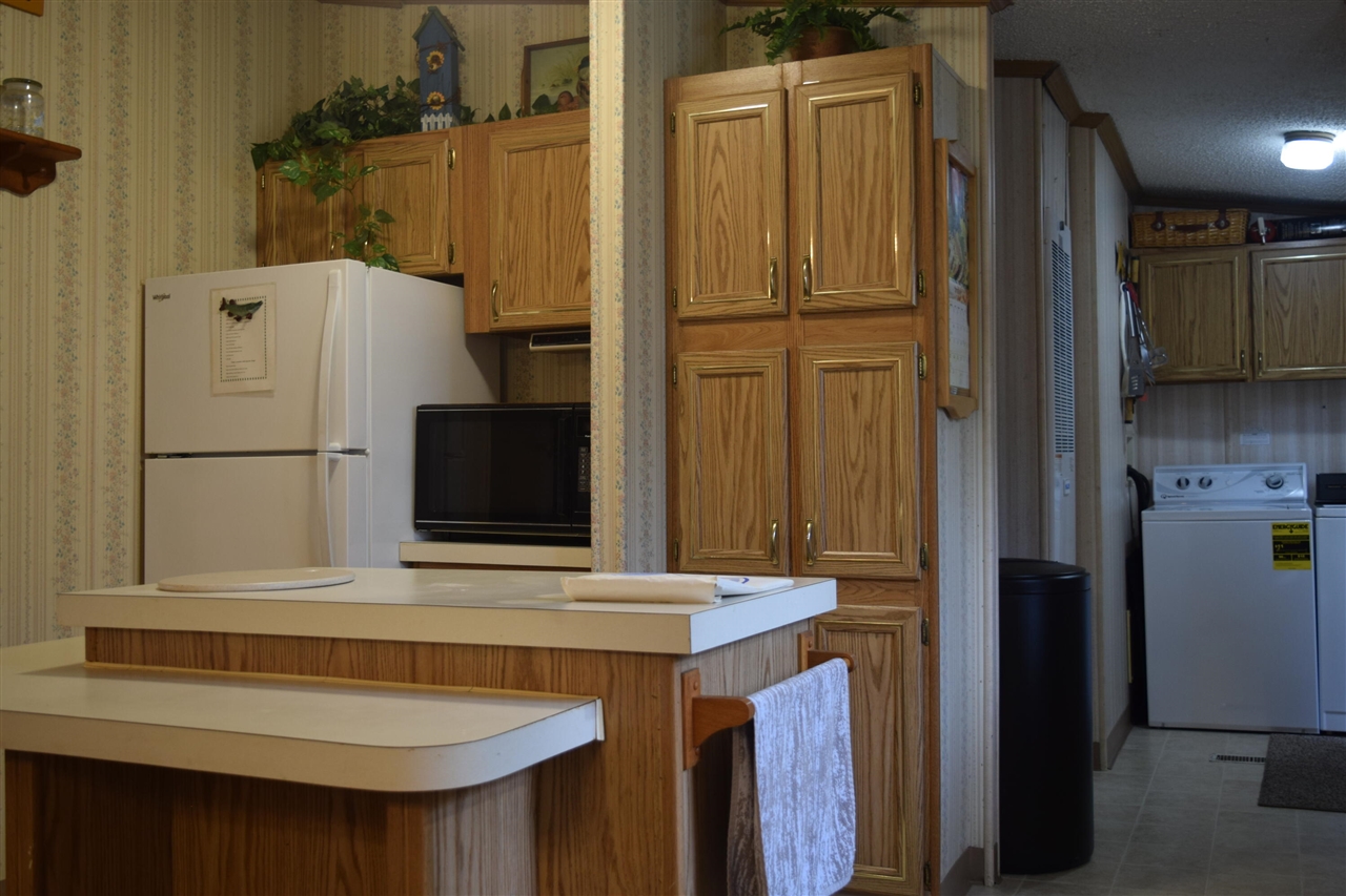 12230 Riverside Drive Property Photo 10