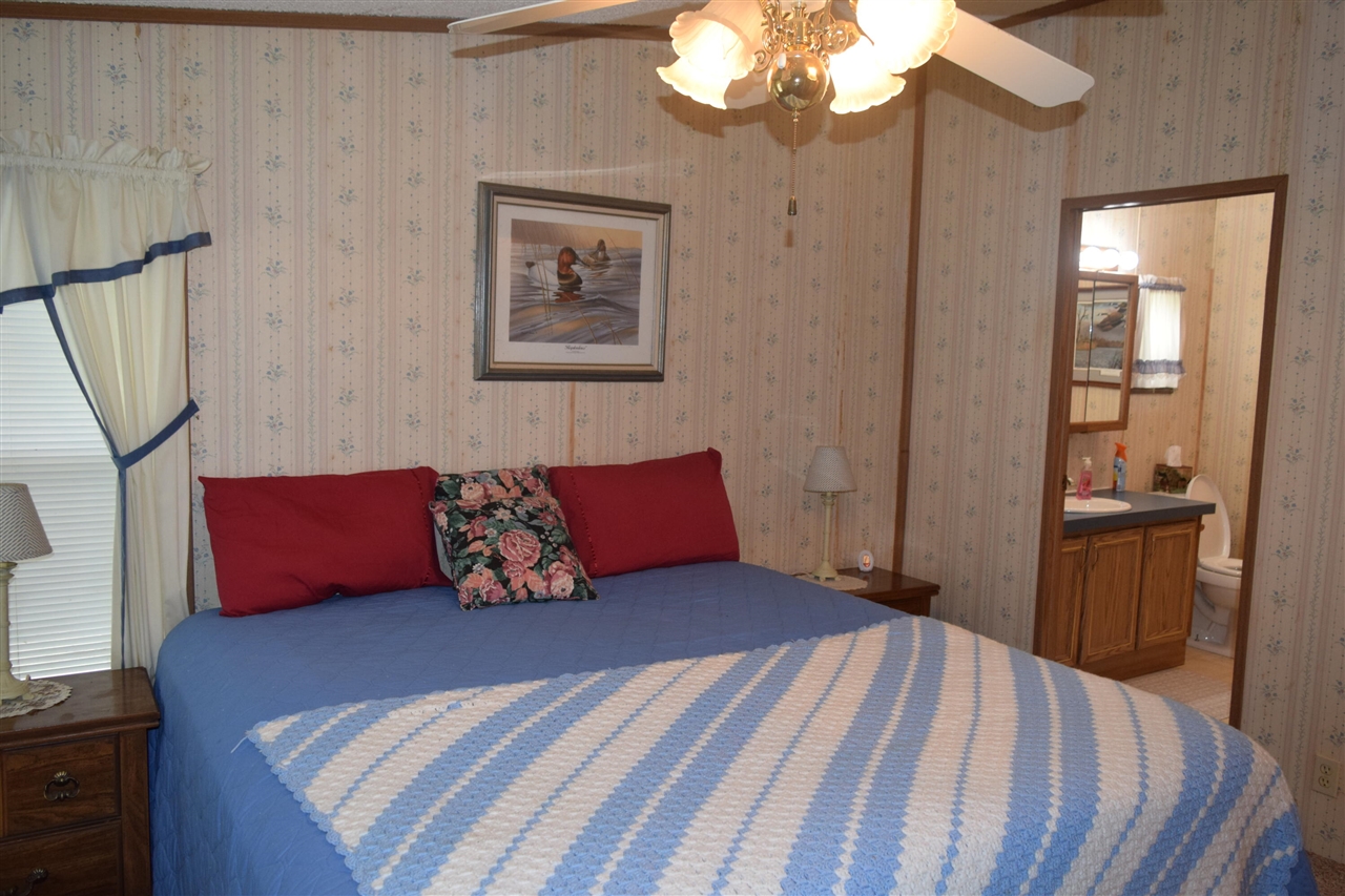 12230 Riverside Drive Property Photo 18