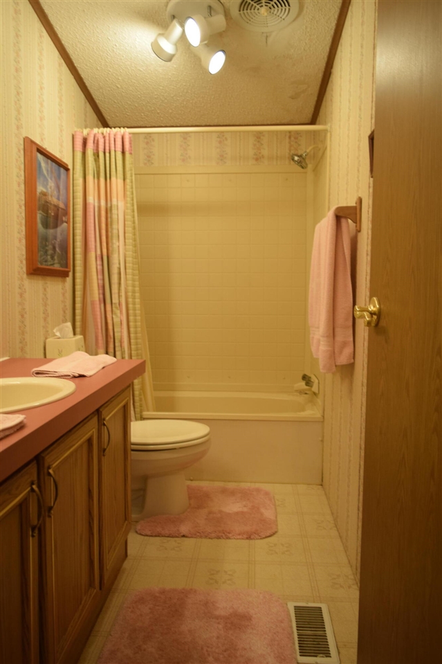 12230 Riverside Drive Property Photo 25