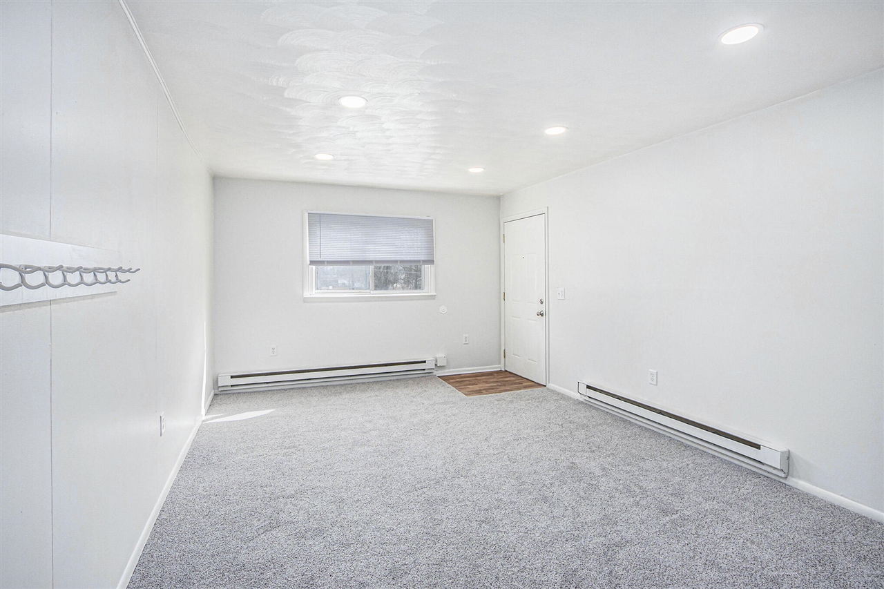 10477 S Sprinkle Road Property Photo 10