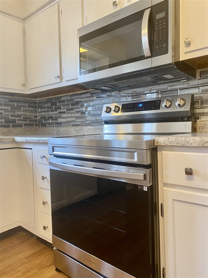 10477 S Sprinkle Road Property Photo 11