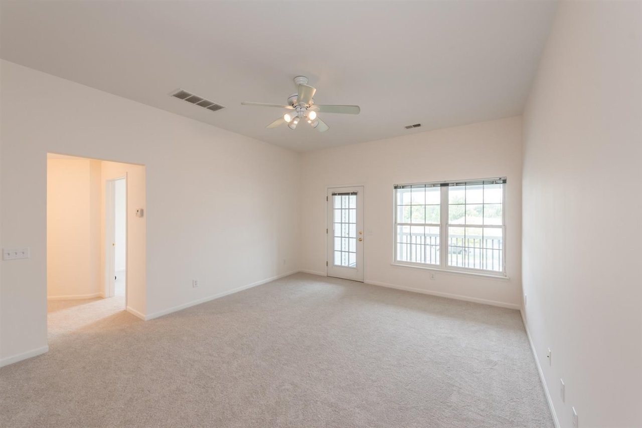 2800 S Knightsbridge Circle Property Photo 10