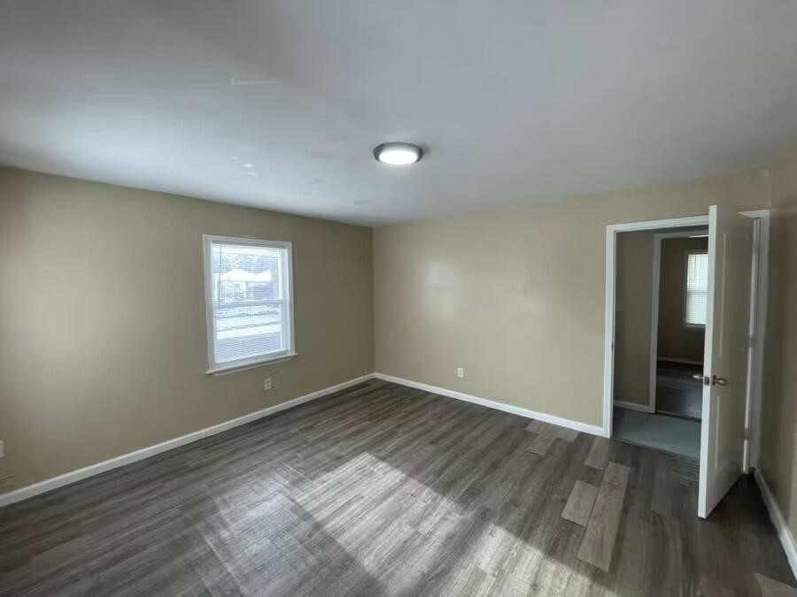 19303 Fairport Street Property Photo 5