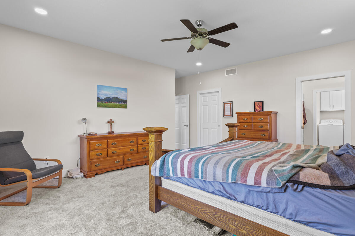243 Auseon Court Property Photo 19