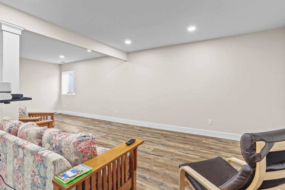 243 Auseon Court Property Photo 25