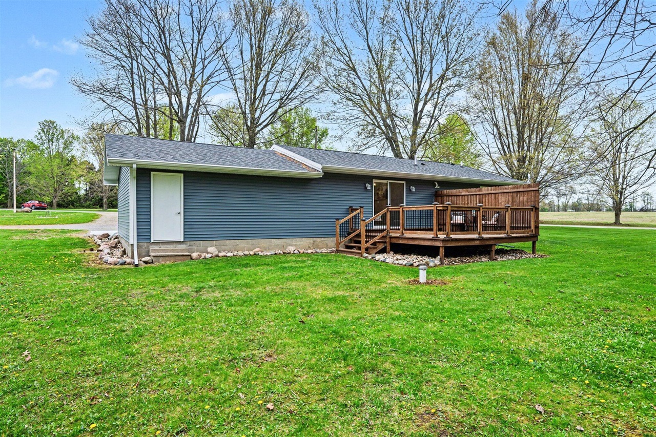 1301 18 1/2 Mile Road Property Photo 18