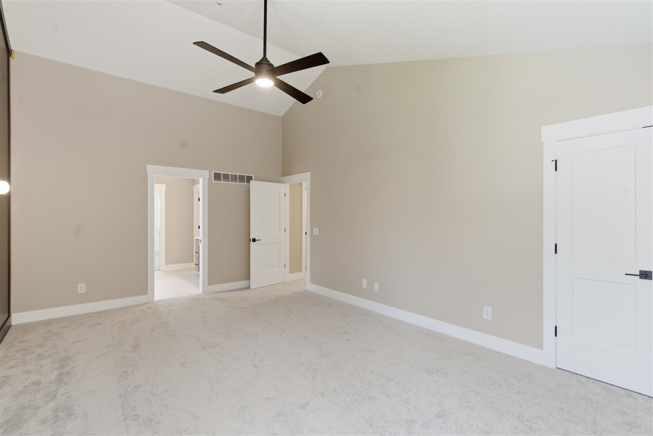 9941 Honey Creek Trail Property Photo 28