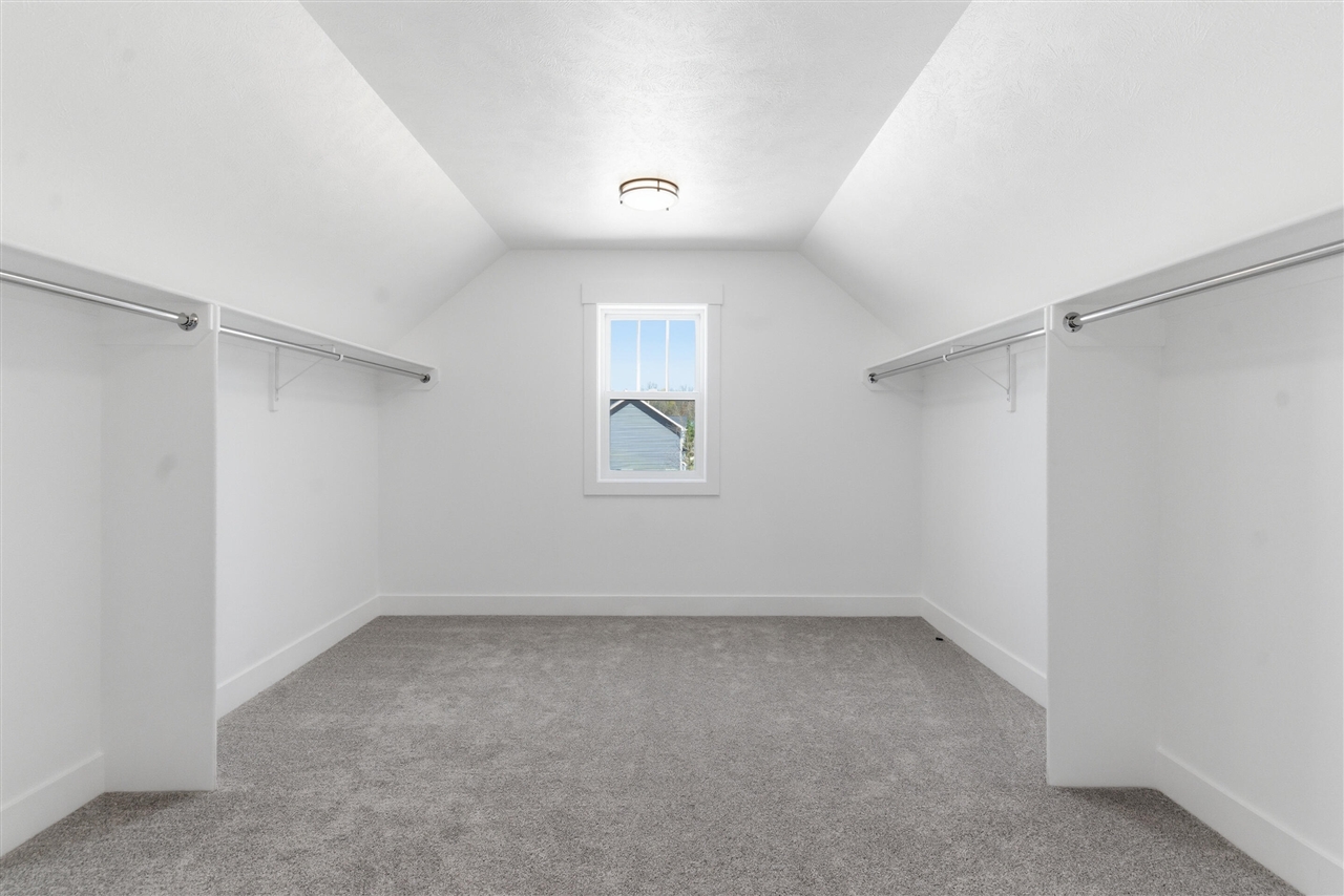 9941 Honey Creek Trail Property Photo 32