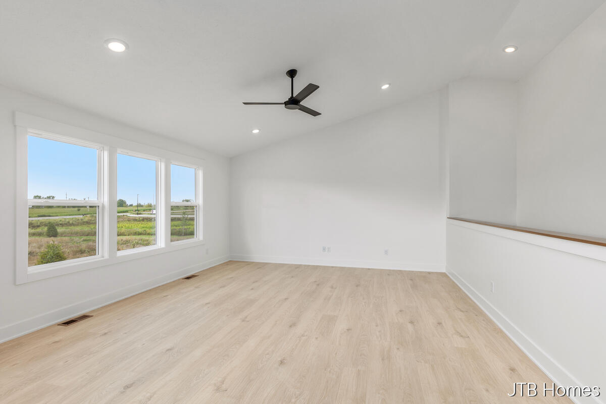4873 Duttonvale Drive Property Photo 6