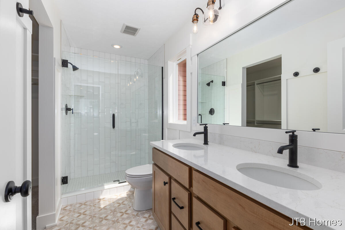 4873 Duttonvale Drive Property Photo 16