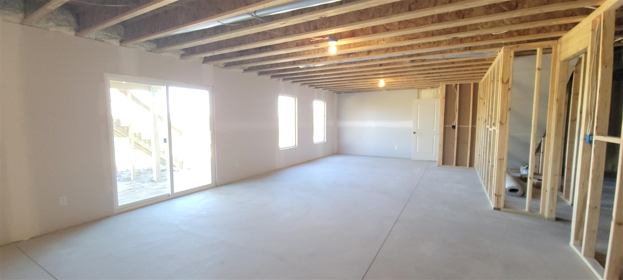 4873 Duttonvale Drive Property Photo 28