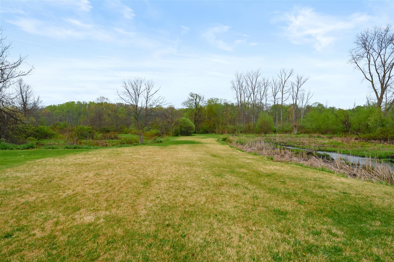 10320 Douglas Avenue Property Photo 33