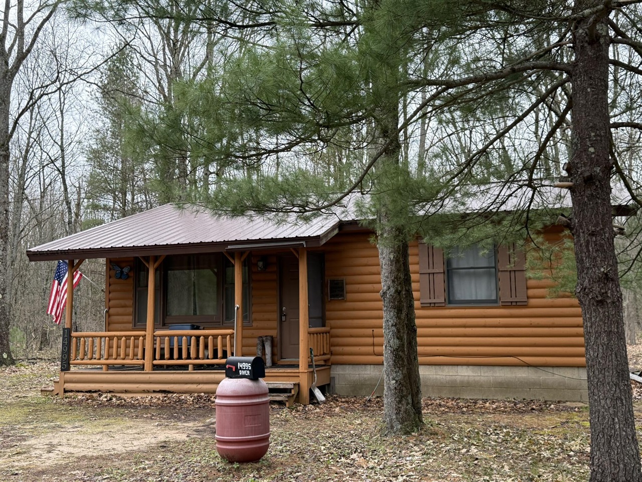 14995 N River Road Property Photo 1