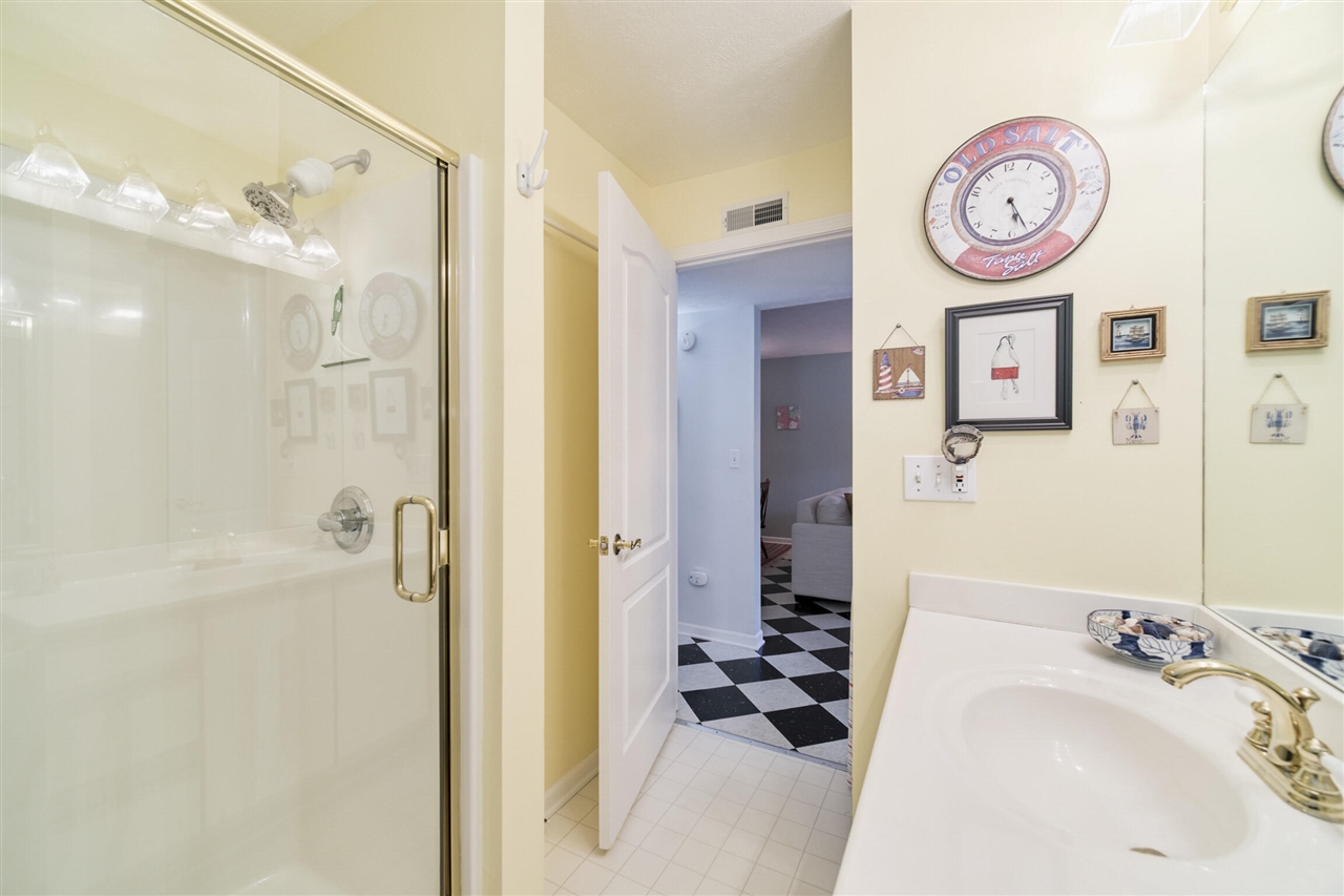 315 5th Avenue Property Photo 23