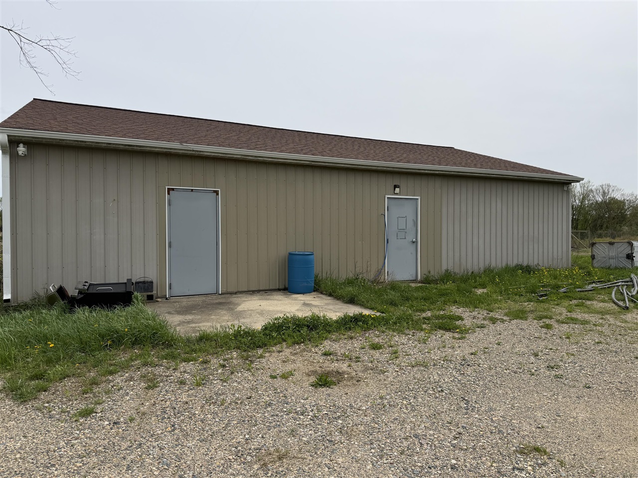 V/l S M-37 Property Photo 1