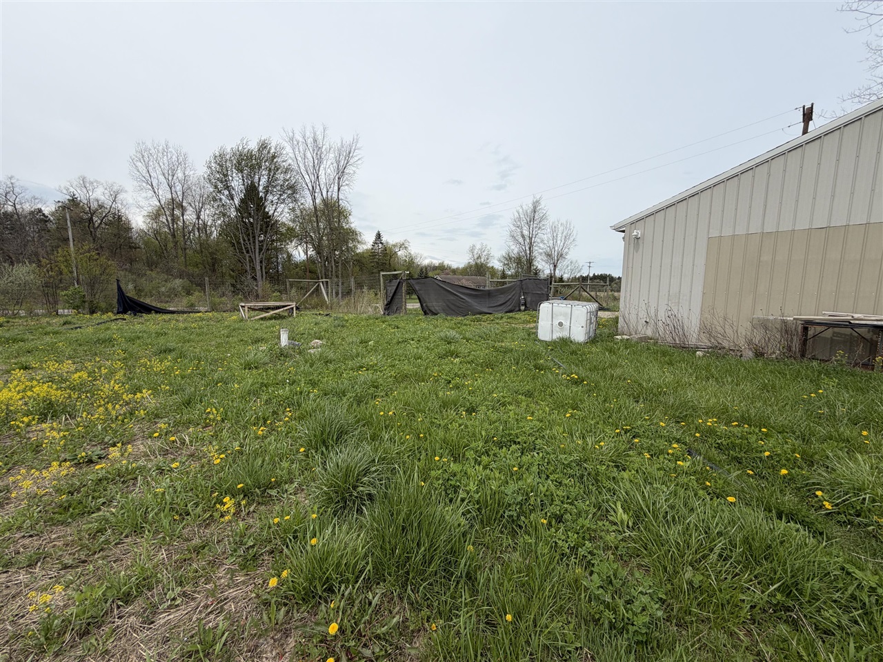 V/l S M-37 Property Photo 3