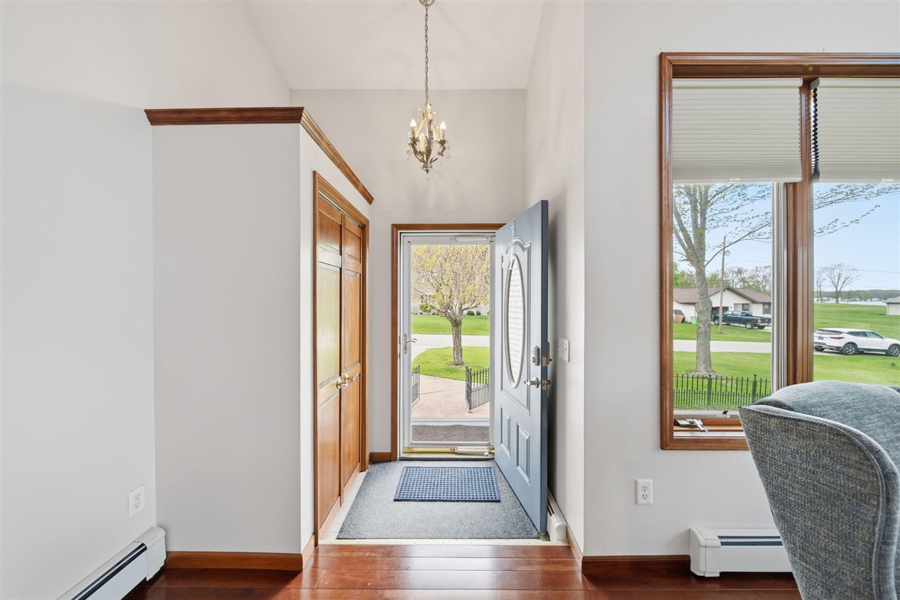 7155 Bayview Road Property Photo 7