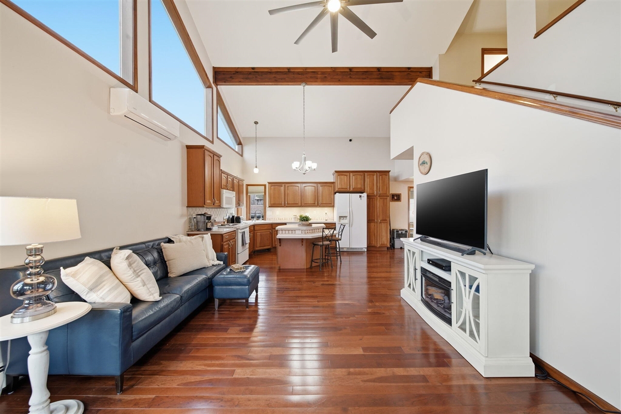 7155 Bayview Road Property Photo 11