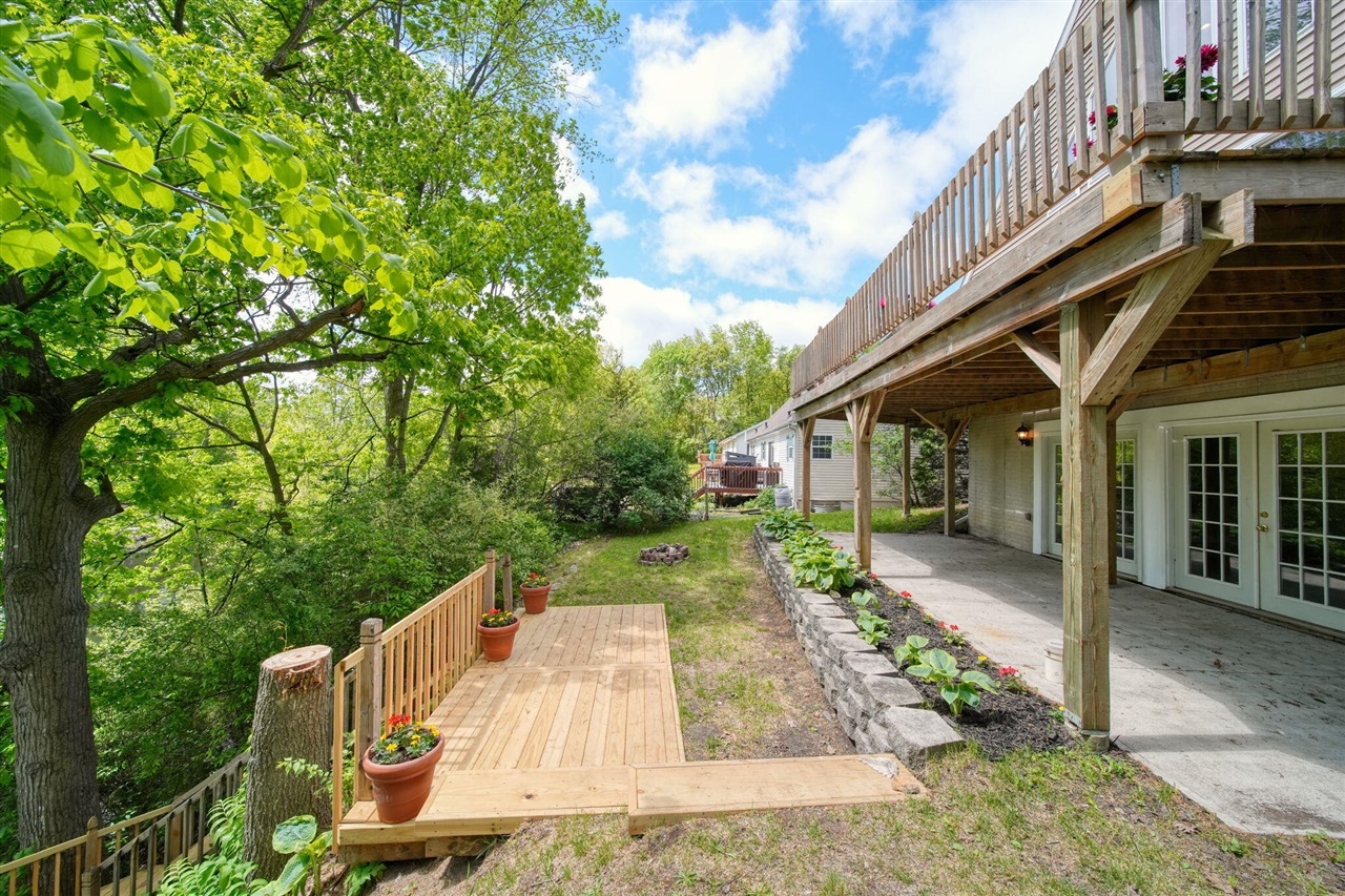 10771 Woodbrook Drive Property Photo 57