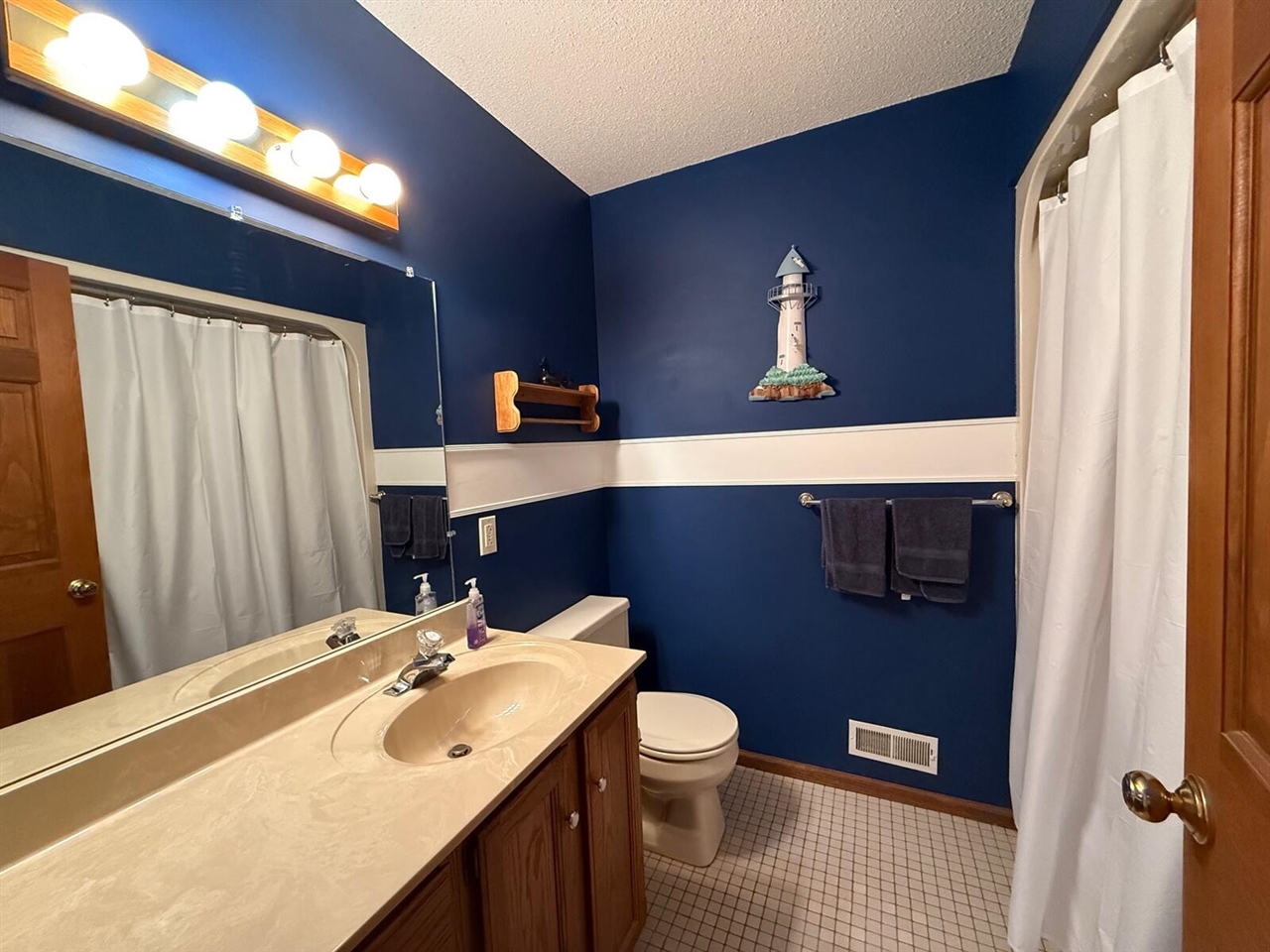 8917 Longview Drive Property Photo 18