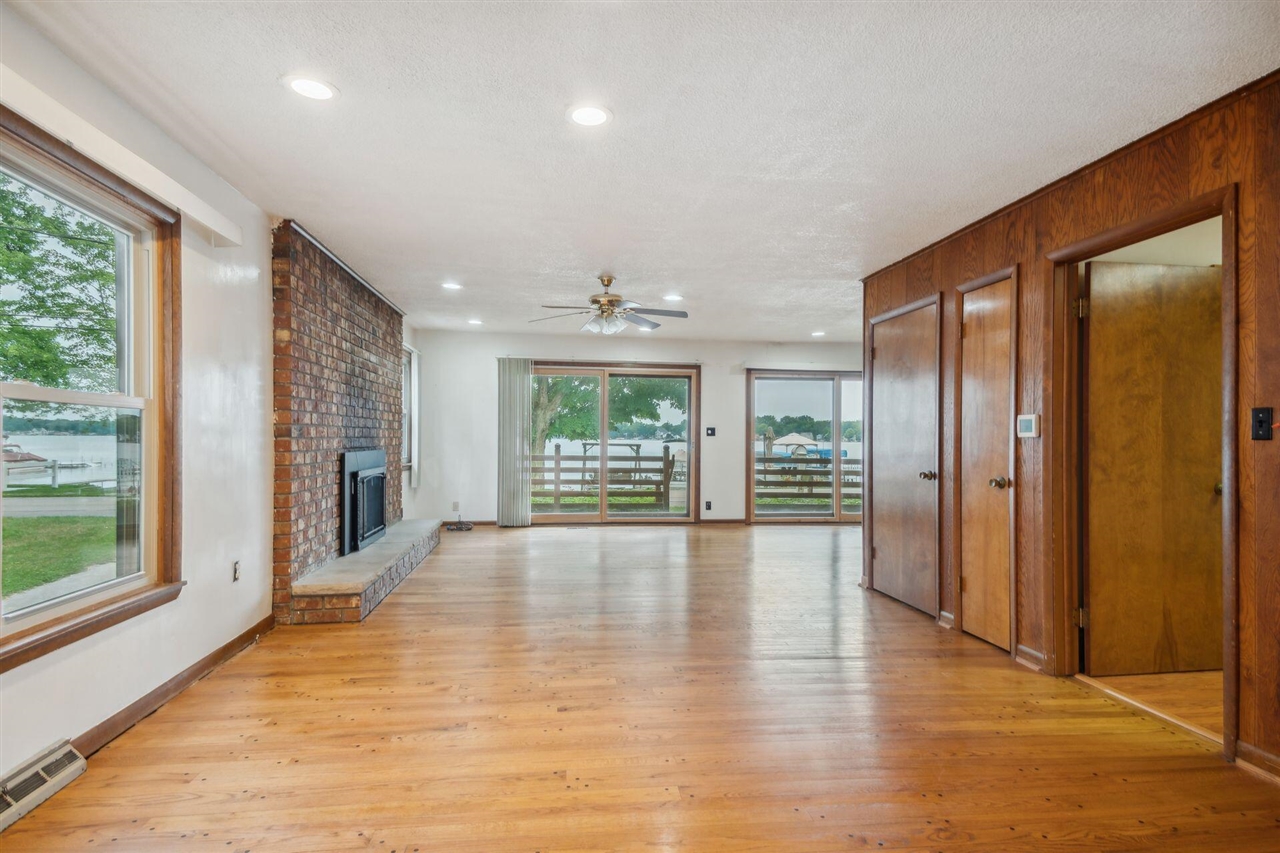 2973 Round Lake Highway Property Photo 6