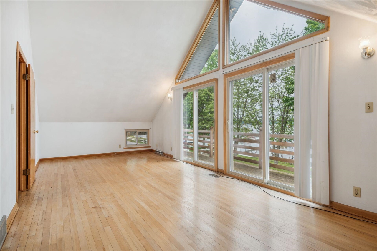 2973 Round Lake Highway Property Photo 15