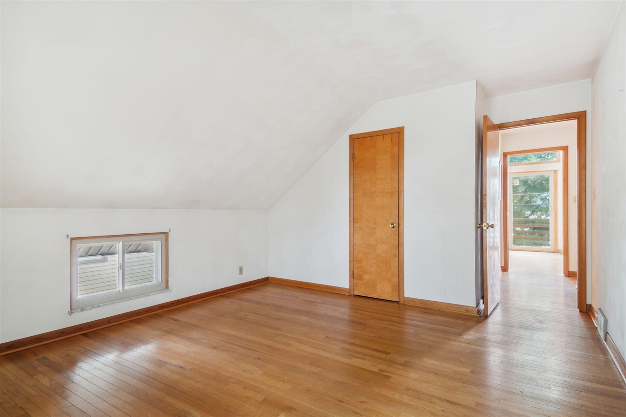 2973 Round Lake Highway Property Photo 16