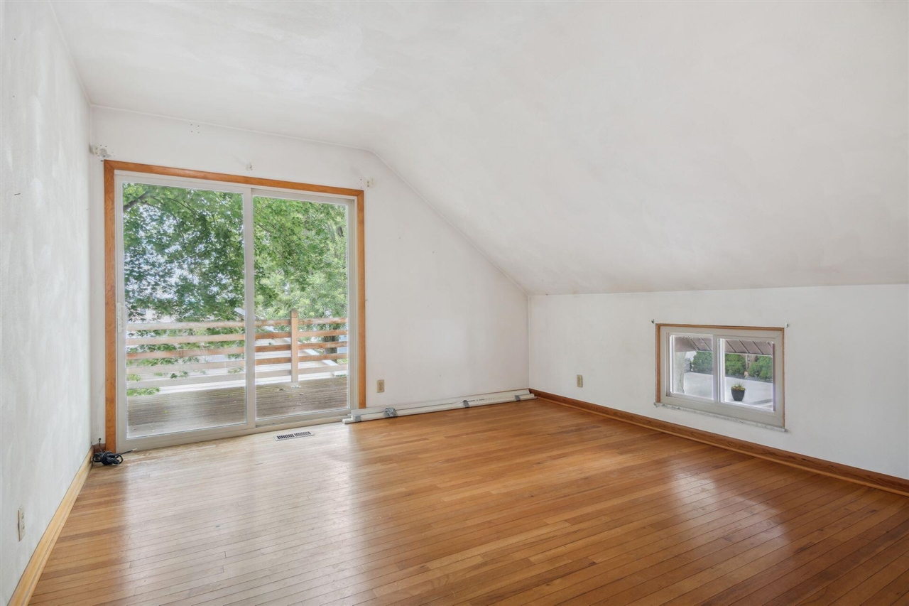 2973 Round Lake Highway Property Photo 18