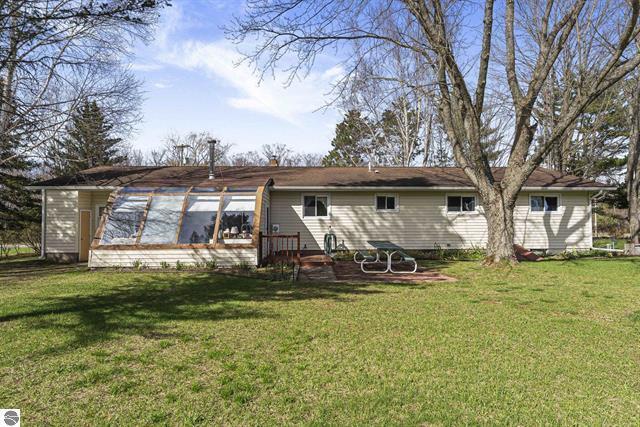 1970 E M 115 Property Photo 7