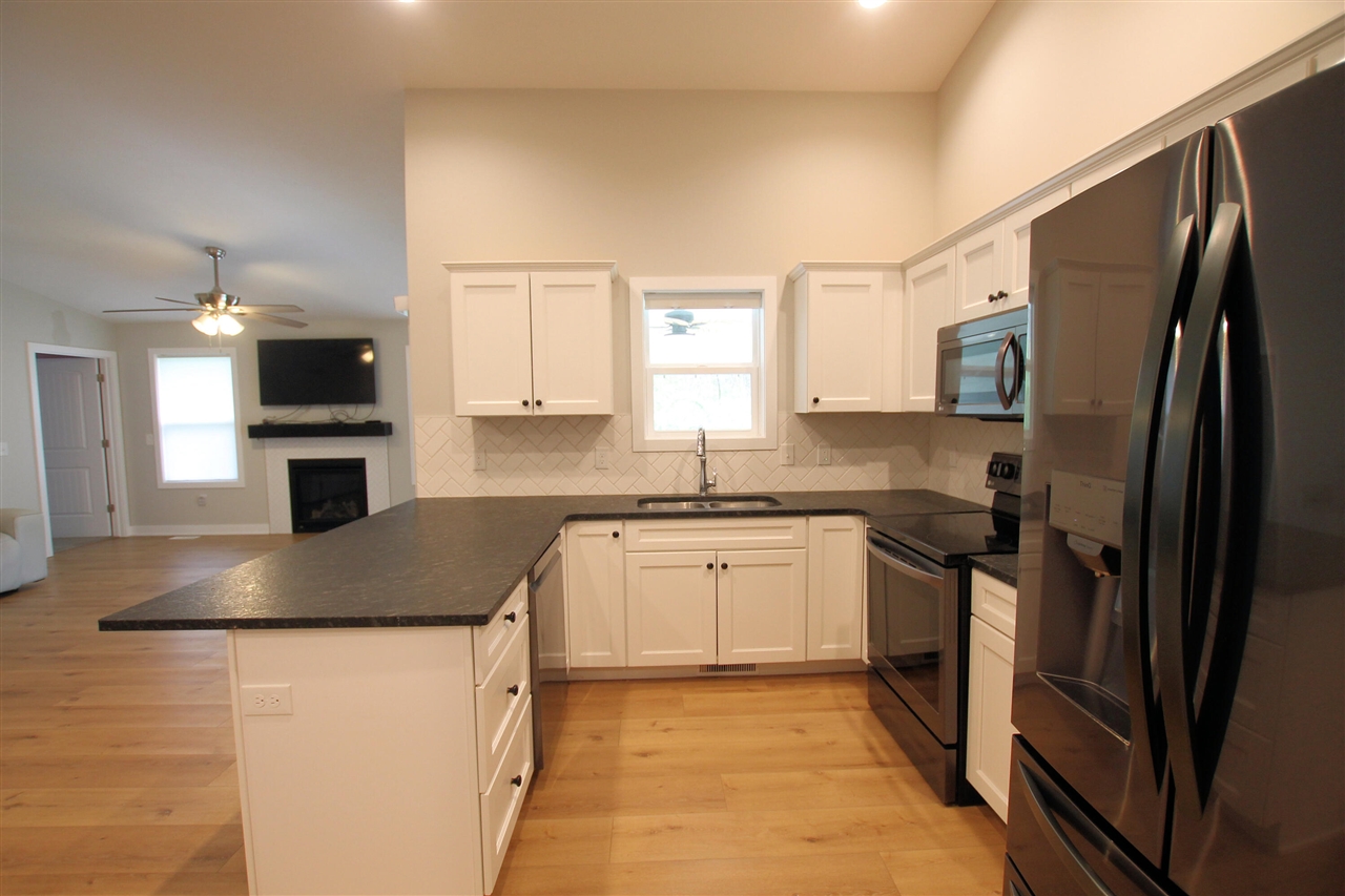 7241 Glendora Lane Property Photo 10