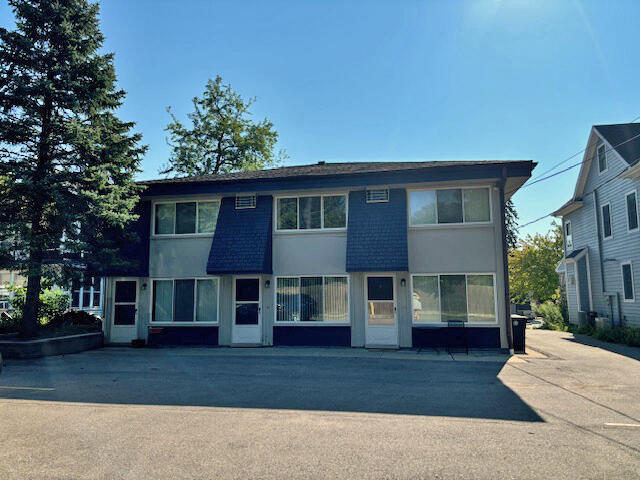 442 S 1st Street Property Photo 2