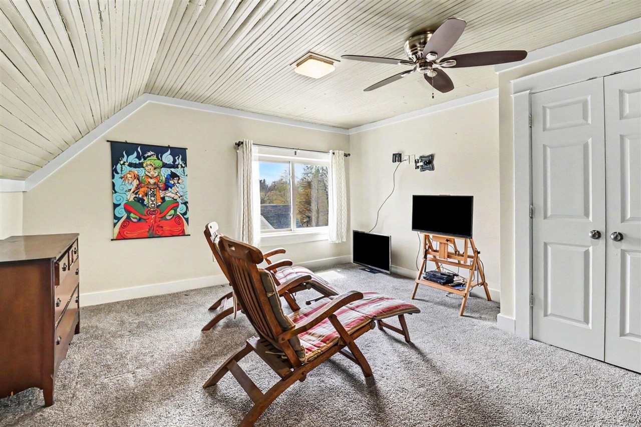 303 S Courtland Street Property Photo 38