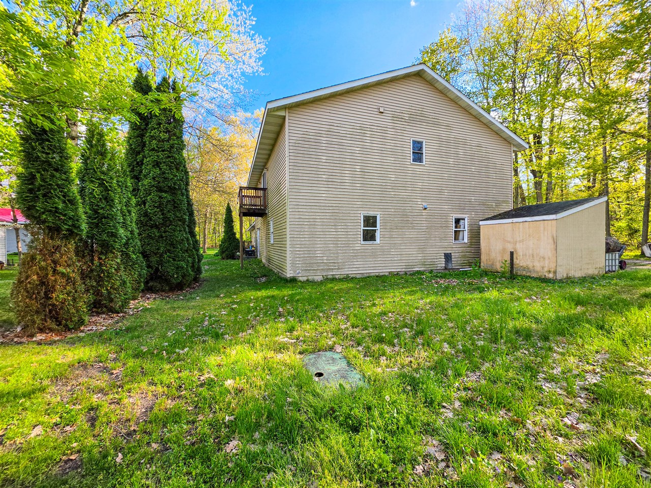 257 Edgewood Drive Property Photo 4