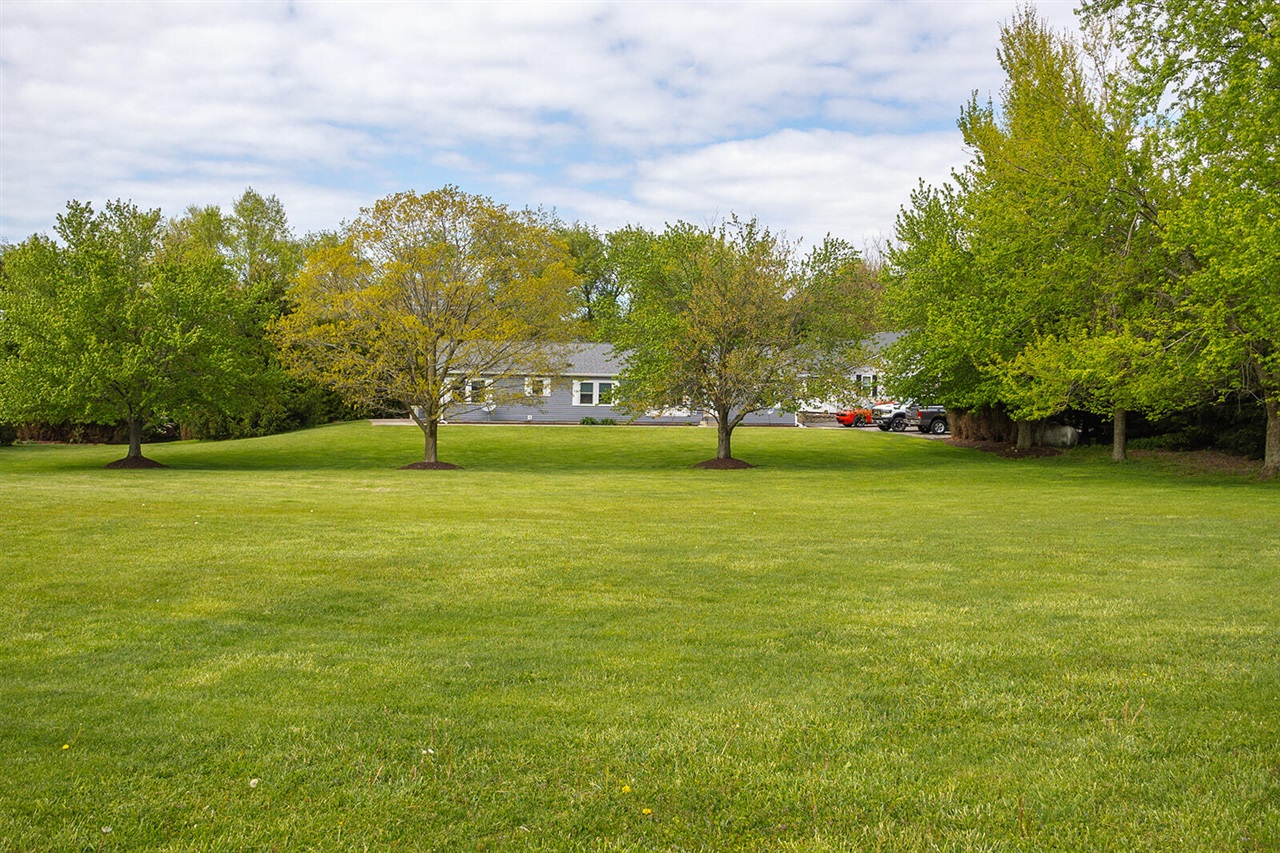 5251 Spring Creek Road Property Photo 1