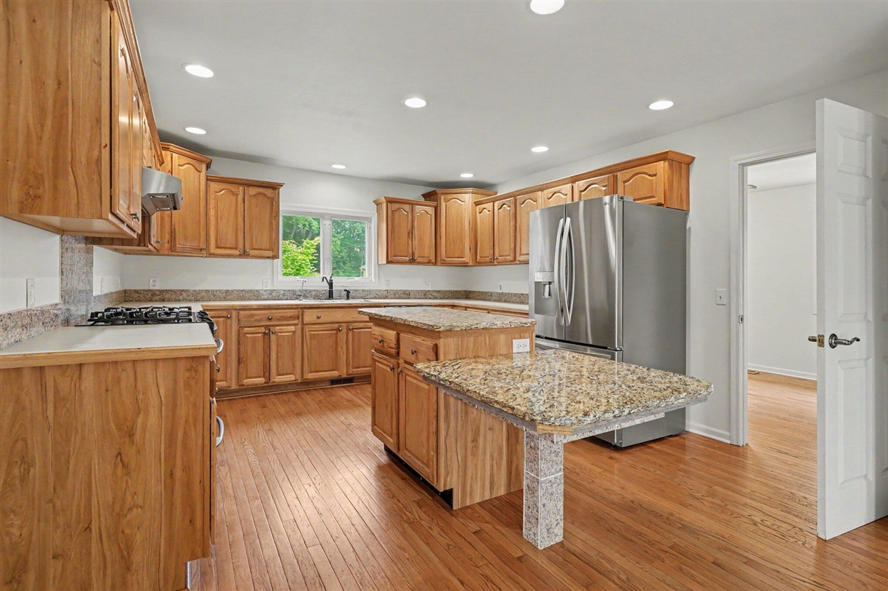 15378 Mcleans Property Photo 8