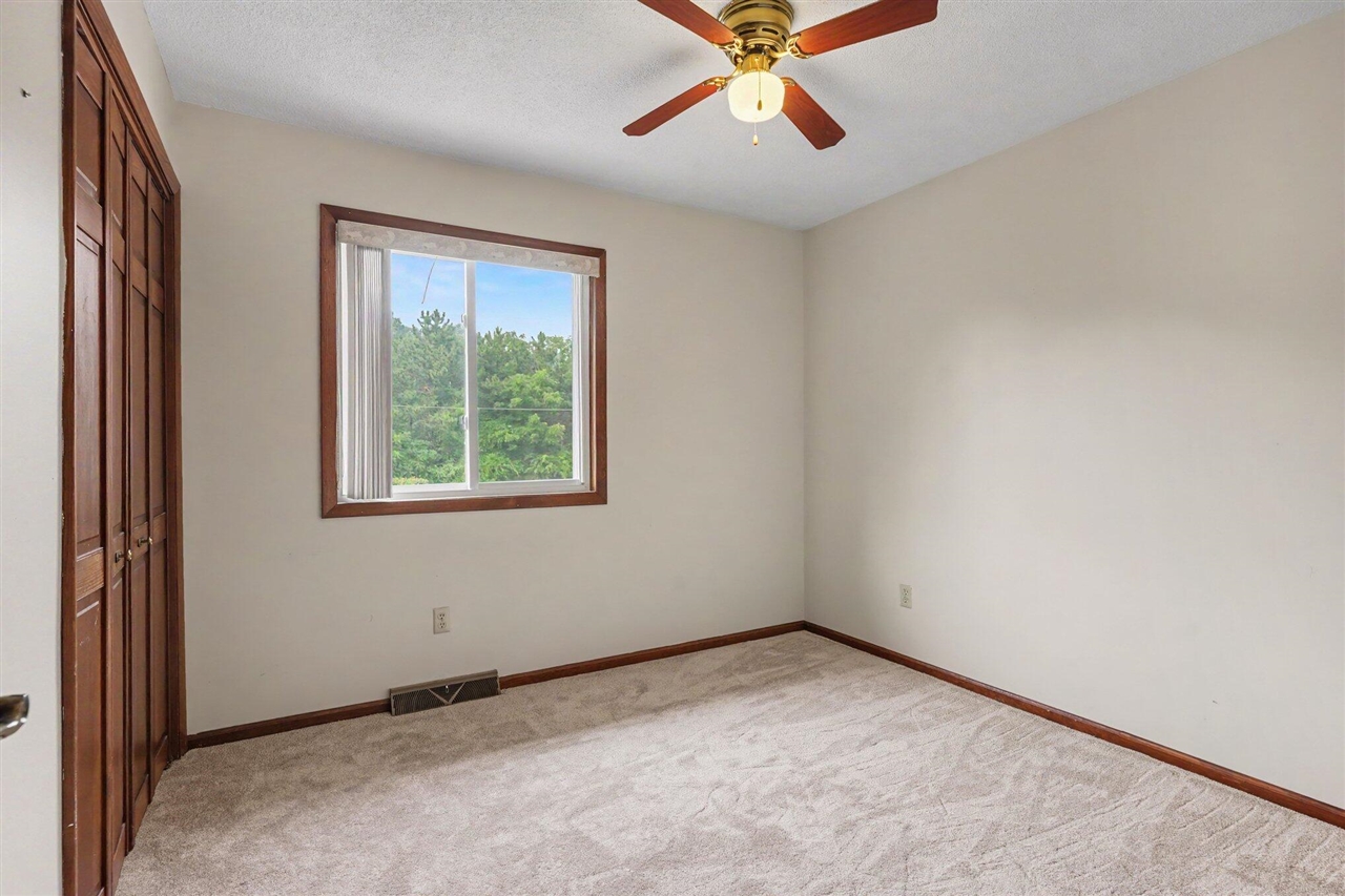 15378 Mcleans Property Photo 18