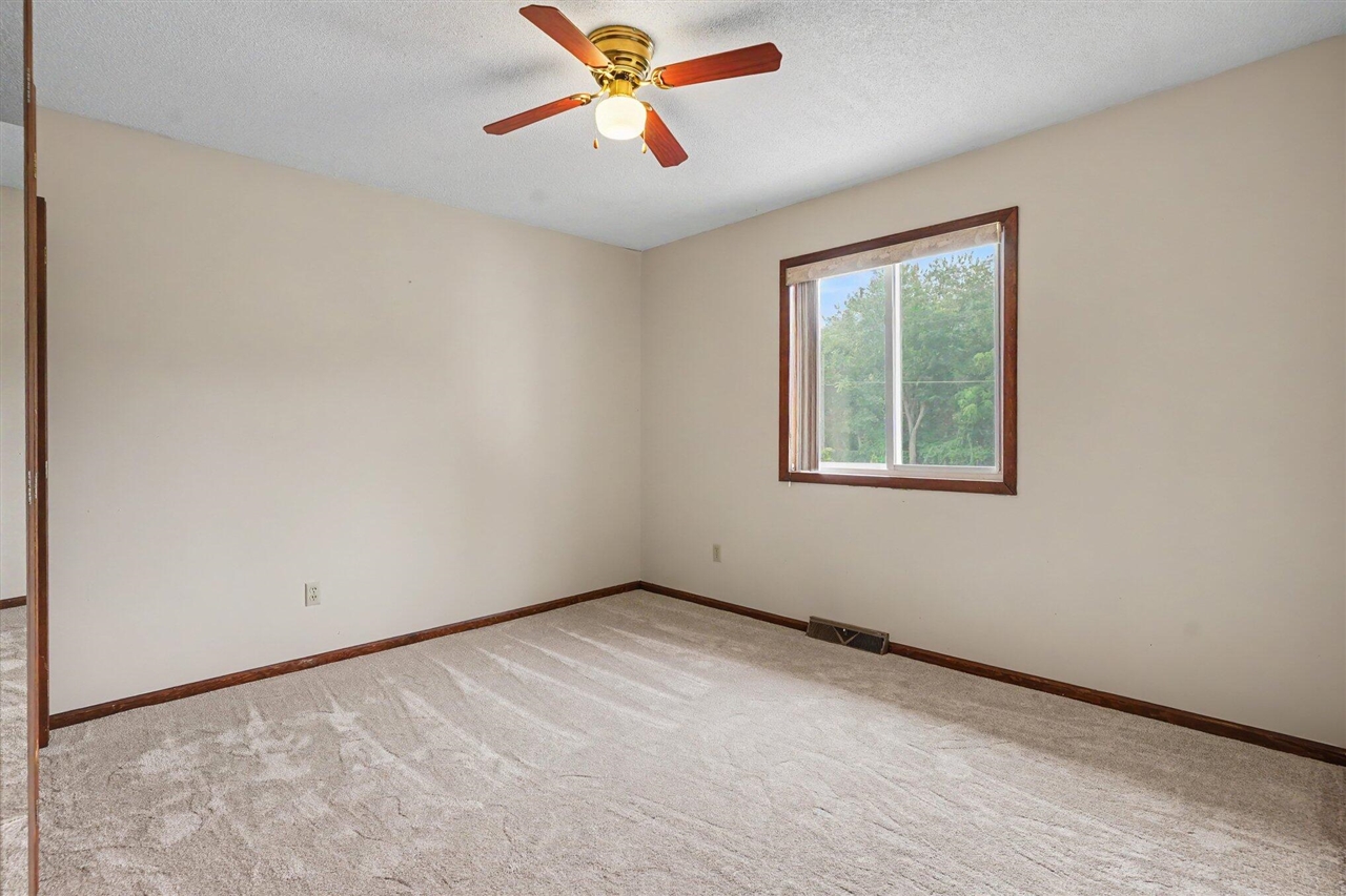 15378 Mcleans Property Photo 19