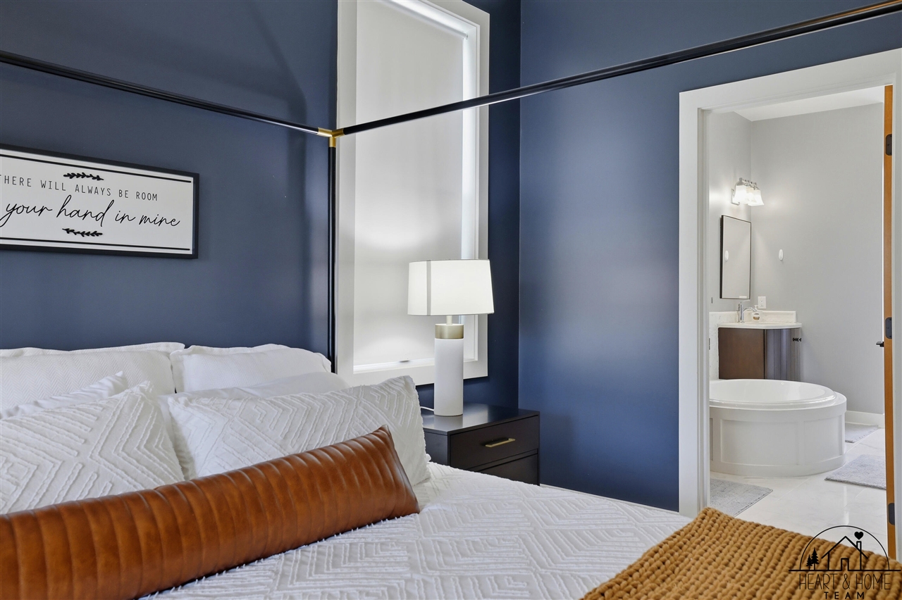 40 Lexington Avenue Property Photo 25