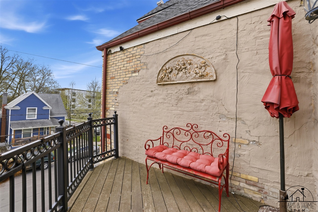 40 Lexington Avenue Property Photo 38