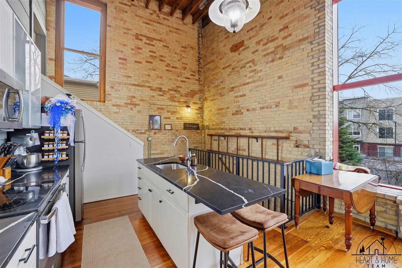 40 Lexington Avenue Property Photo 46