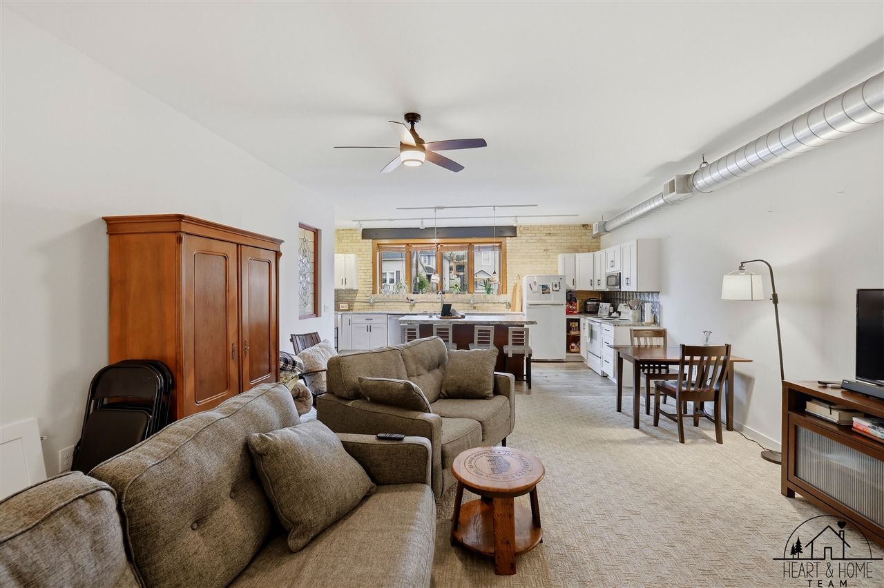 40 Lexington Avenue Property Photo 63