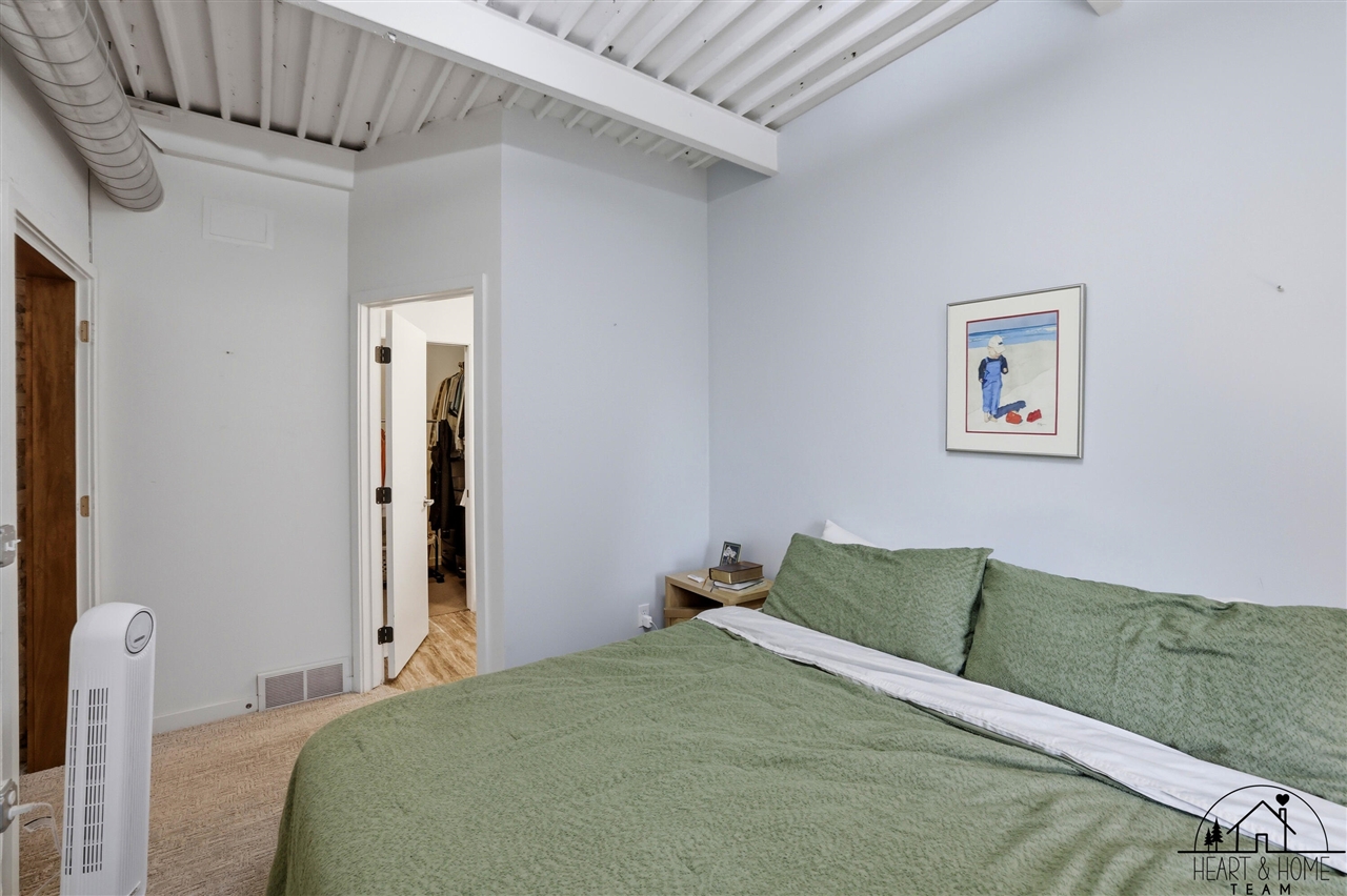 40 Lexington Avenue Property Photo 65