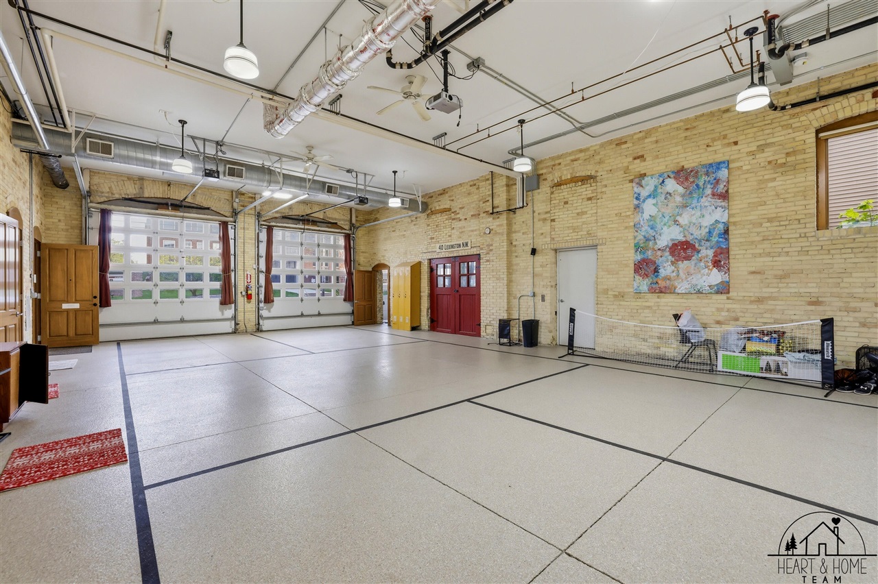 40 Lexington Avenue Property Photo 69